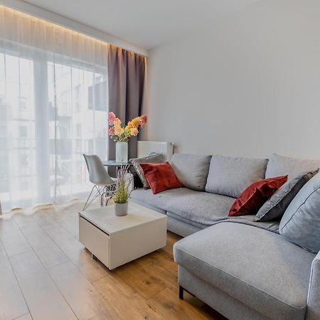 Bielany Apart Joanny Obok Metra Warschau Exterior foto